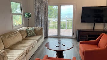 Cottage Deluxe, 2 chambres, 2 salles de bains, vue mer | Coin séjour