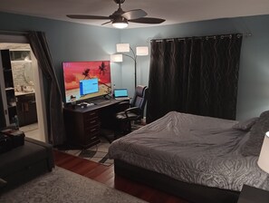 1 chambre, fer et planche à repasser, Wi-Fi, draps fournis