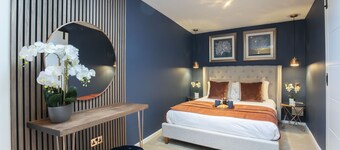 Luxurious 1 Bed Detached Home with Gated Parking