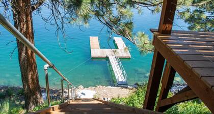 Best Wallowa Lakefront rental w/ private dock and his/hers soaking tub! 4br/3ba