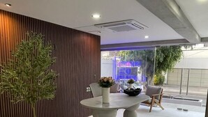 星評価なしの画像、4 / 80、ボタン
