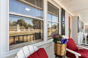 Exterior detail - 2 Beaches Villa - Amazing Location - Sunset Beach or OIB easily accessible (Ocean Isle Beach)