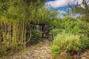 Property grounds - Ojai Home in downtown
NEW LISTING DISCOUNT!
2 bedrooms - sleeps 4
- 2bathrooms (Ojai)