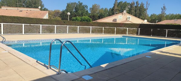 Outdoor pool - Maison Bord de mer Vendres Plage (Vendres)