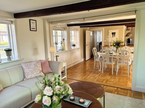 Beautiful 1700 century house in the heart of Viken. Pets Allowed!