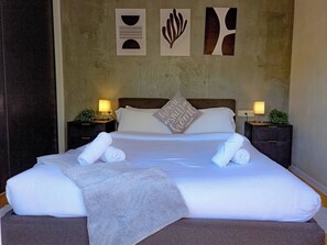 4 Schlafzimmer, Bügeleisen/Bügelbrett, Reisekinderbett, Internetzugang