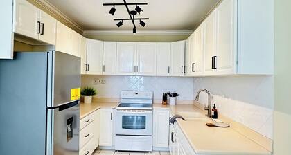 Falcon Islandviews Condo-Free Airport Transportation-24/7 Security-Gated Complex