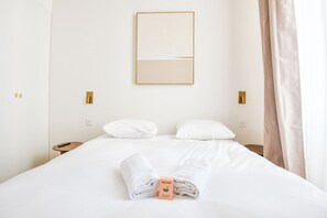 3 chambres, fer et planche Ă repasser, Wi-Fi, draps fournis