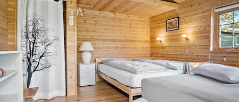 3 عدّة غرف نوم وسرير سفر وواي فاي مجانًا