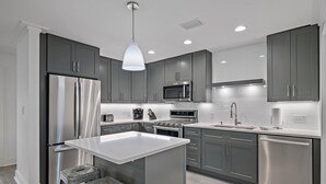 Coffee/tea maker, fridge, microwave, oven - Waterfront/Walk to Public Beach! (Seagrove Beach)