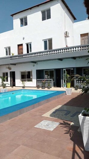 Exclusive Apartment, 2 Bedrooms, Resort View | Iron/ironing board, free cots/infant beds, free WiFi, bed sheets