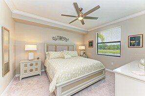 2 bedrooms, desk, iron/ironing board, WiFi