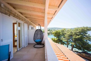 Romantic Double Room | Terrace/patio - Boutique Guesthouse Sveti Petar (Solta)