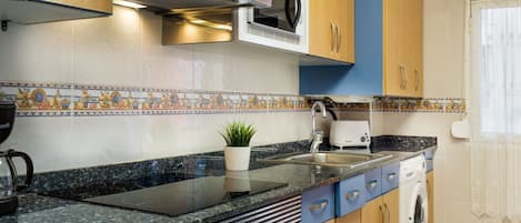 Microwave, oven, coffee/tea maker, toaster