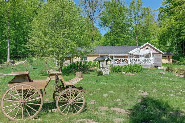 Enceinte de lâhĂ©bergement