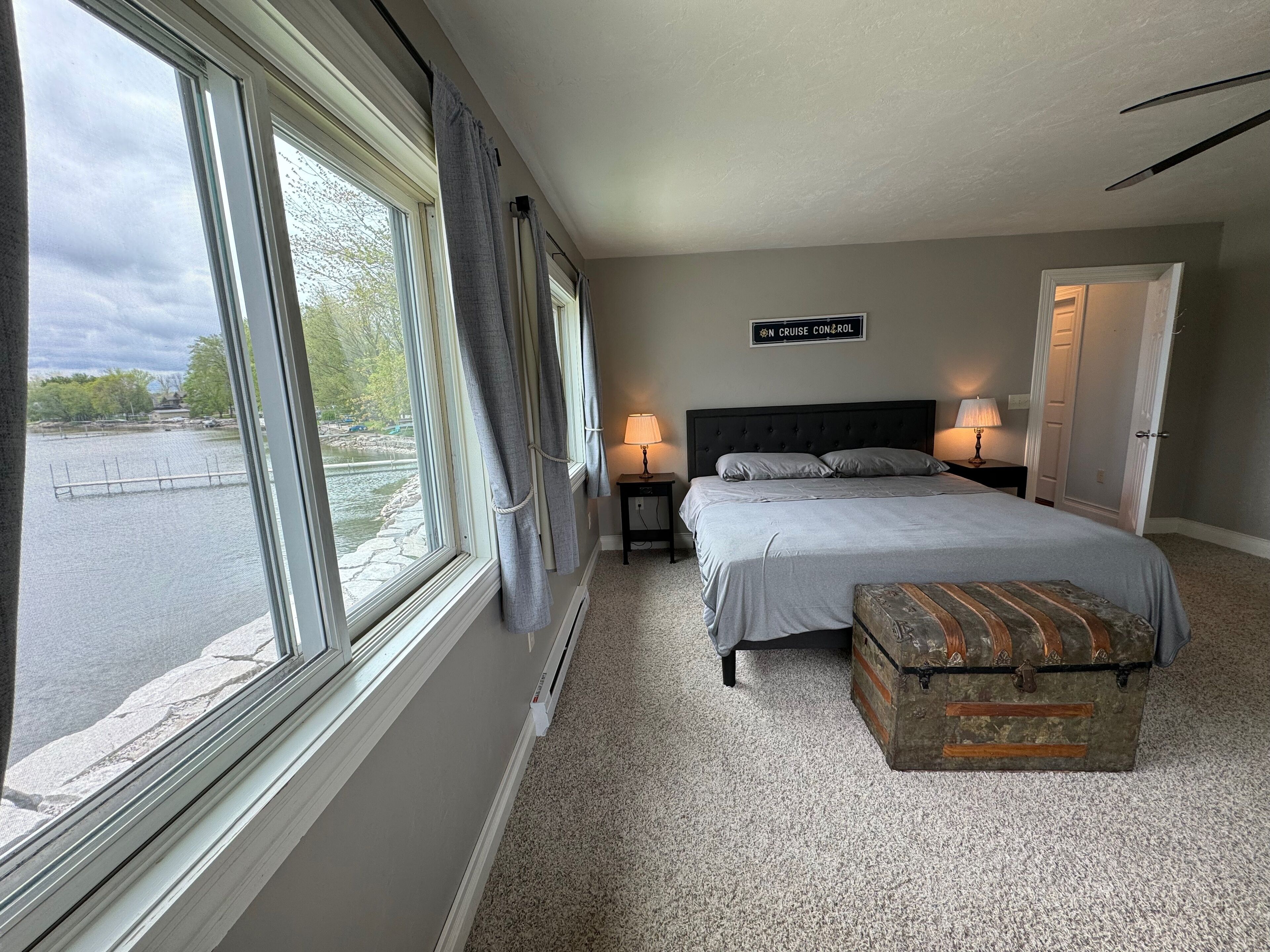 3 bedrooms, iron/ironing board, travel crib, free WiFi