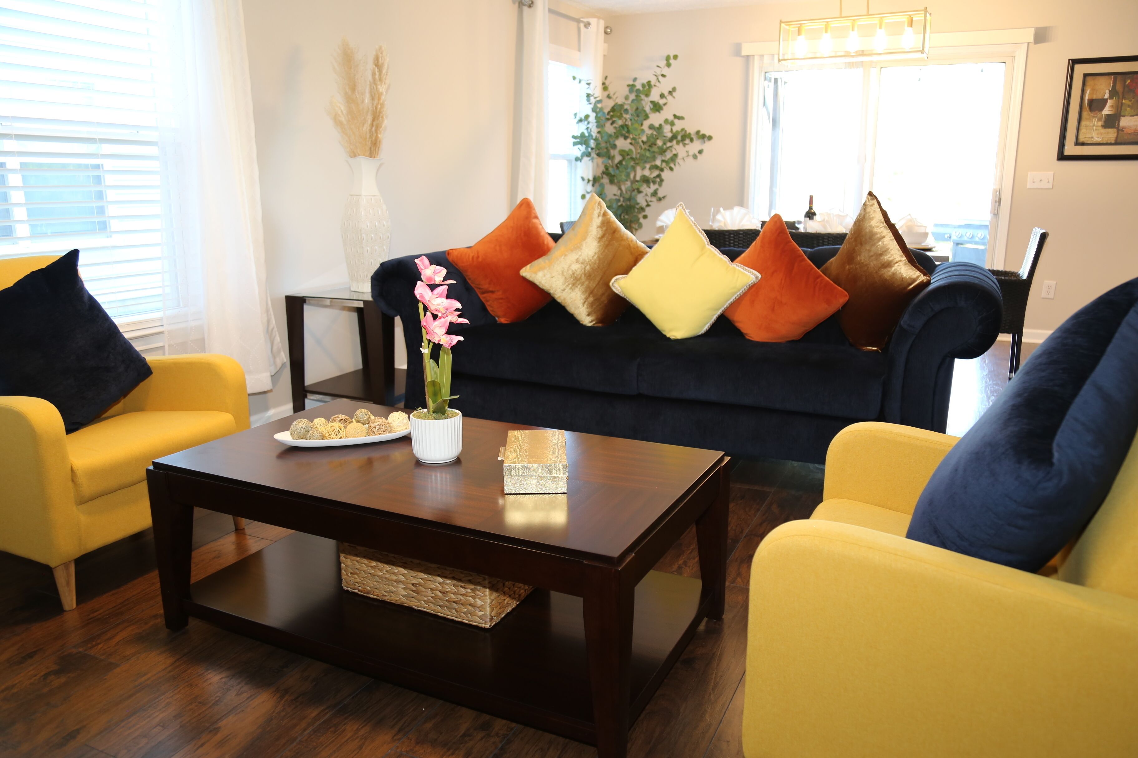 Elegant & Renovated Family Space-king Size Bed - 댈러스