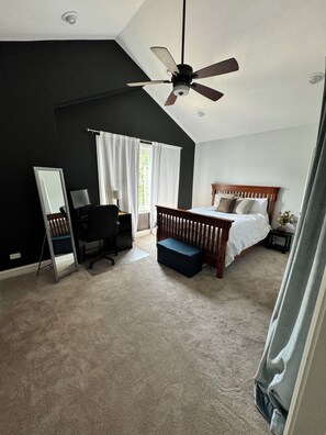 3 chambres, bureau, fer et planche à repasser, Wi-Fi gratuit