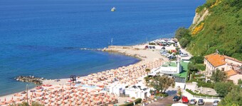 Nice home in Pesaro with WiFi