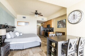 1 soverom, internettilgang, sengetøy og rullestolvennlig