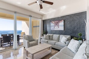 Living area - Large Fully Furnished Balcony, C30706 (Puerto Peñasco)