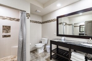 Shower, towels
