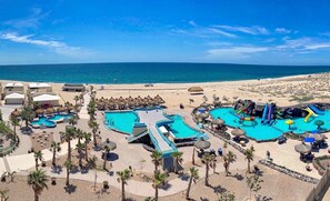 A heated pool - Brand New 3 Bedroom condo excellent view, C31007 (Puerto Peñasco)