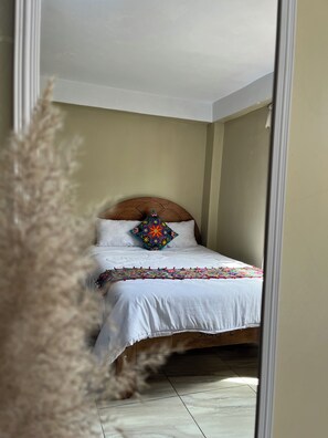 9 Schlafzimmer, Bügeleisen/Bügelbrett, WLAN, Bettwäsche