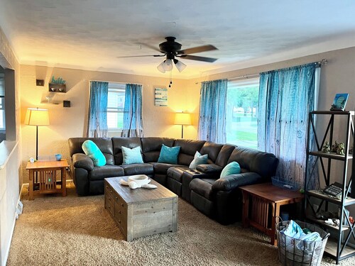 Kadia’s Place-The One Near 380 & Everything Else