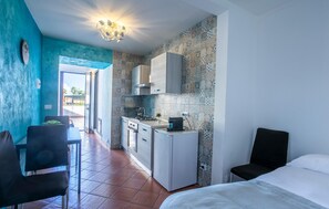 2 bedrooms, iron/ironing board, travel crib, free WiFi