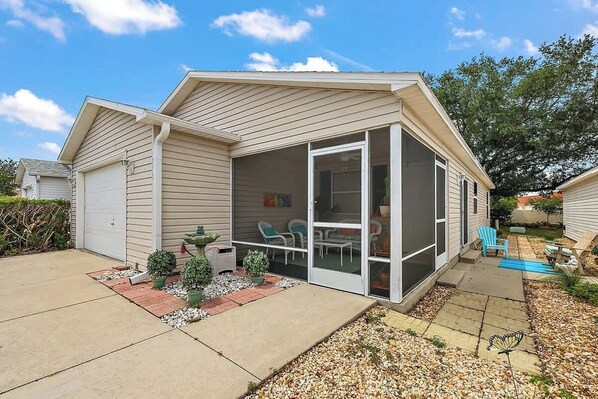 Exterior - Patio Villa in Santo Domingo (The Villages)