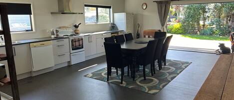 Microwave, oven, stovetop, dishwasher