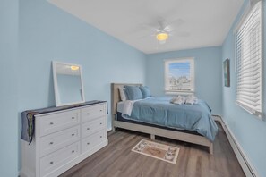 3 Schlafzimmer, Schreibtisch, Bügeleisen/Bügelbrett, kostenloses WLAN