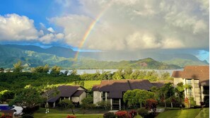 Exterior - Hanalei Bay Resort 52012 - Newly updated, Bay views, Private walk to beach & AC! (Princeville)