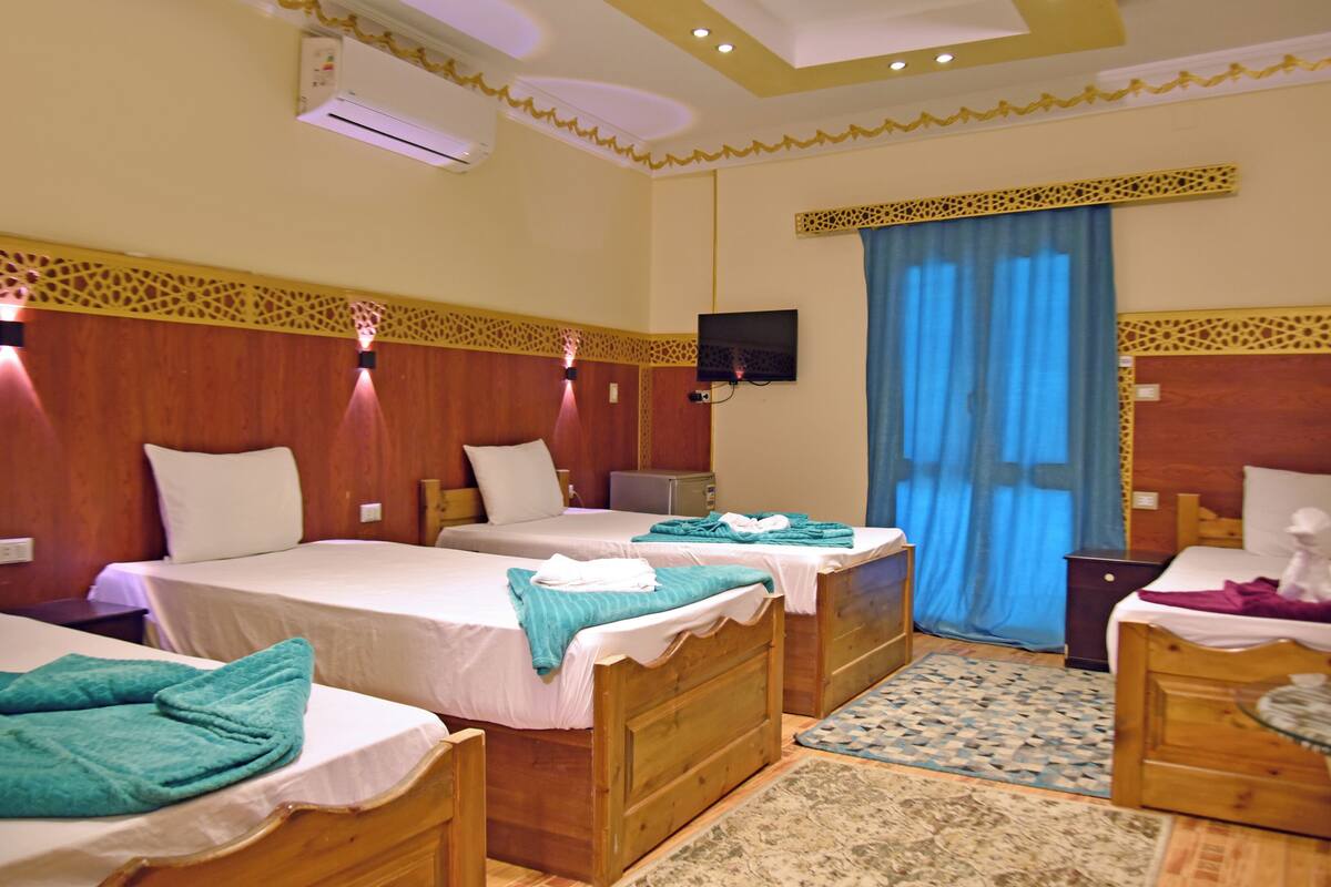 Deluxe Single Room | Blackout drapes, WiFi (free)