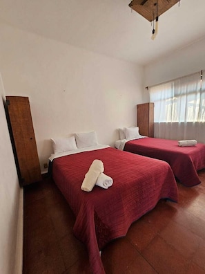 Basic Room, City View | Individually furnished, free WiFi - Hostal Azulejo Cuernavaca  (Cuernavaca)