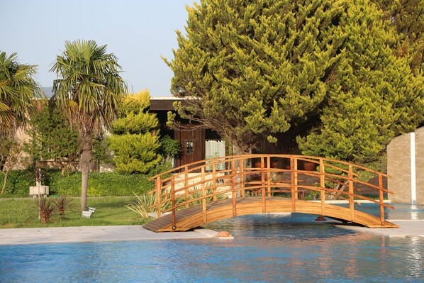 Seasonal outdoor pool - Emirsoy Harası (Seferihisar)