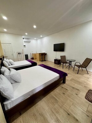 1 bedroom, iron/ironing board, WiFi, bed sheets - You will enjoy easy access to everything from this centrally located place. (Paramaribo)