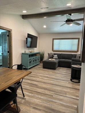 Smart TV, DVD player, offices, computer monitors - Cozy Ranch Style Home - Minutes from the Lake, with boat parking!  (Eufaula)