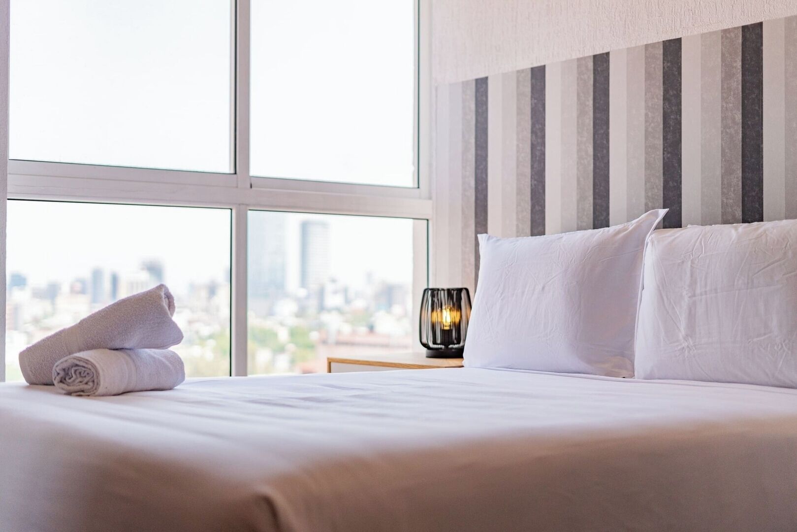 アイロン / アイロン台、WiFi、ベッドシーツ