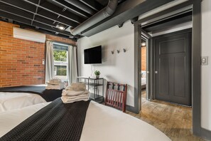 6 Schlafzimmer, Bügeleisen/Bügelbrett, WLAN, Bettwäsche