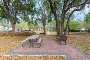 Outdoor dining - Perfect vacation spot near Disney! - 7105 (Osceola County)