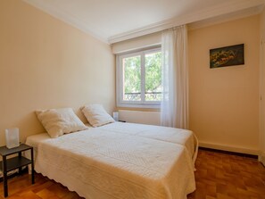 3 chambres, bureau, fer et planche à repasser, Wi-Fi