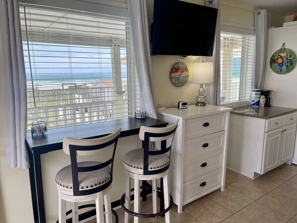 Condo, 1 Bedroom | Interior