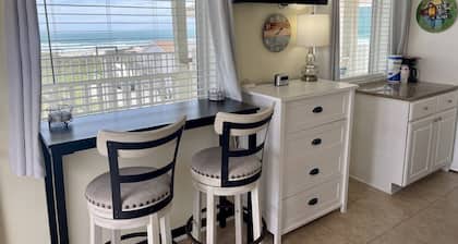 Beachgate Condo Suites And Hotel 438 1 Bedroom Condo