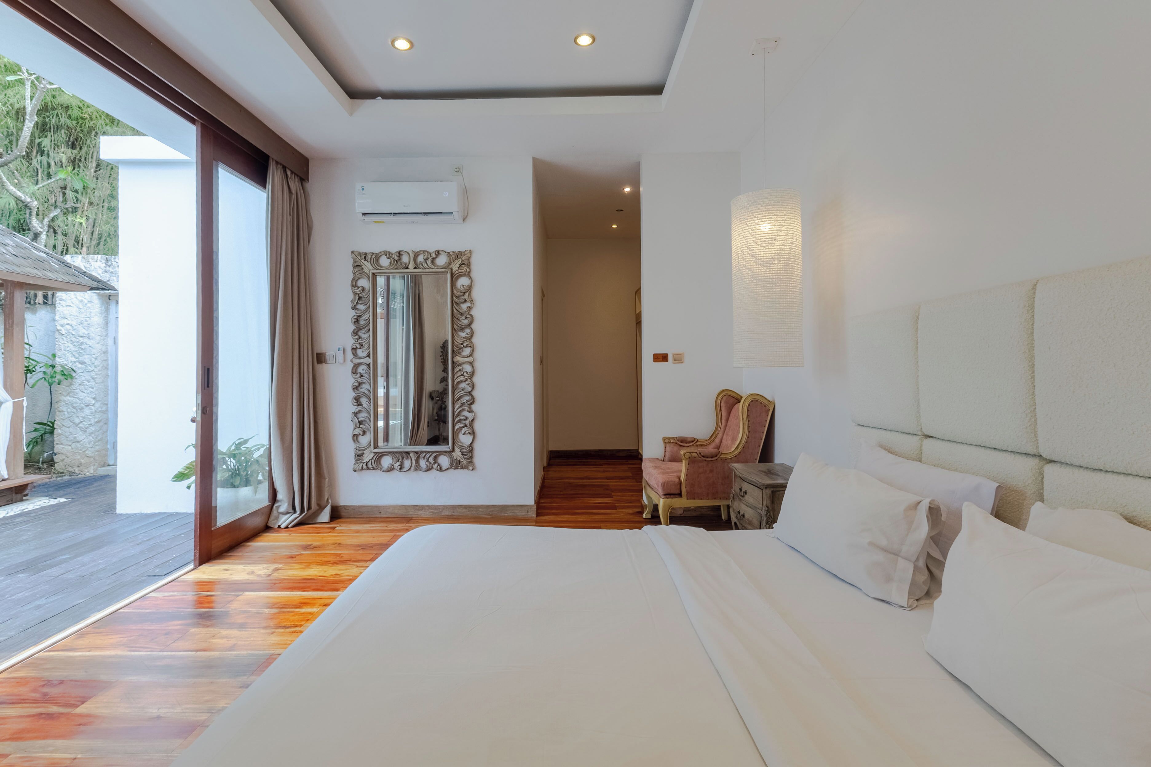 Deluxe villa, uitzicht op zwembad | Kameruitzicht