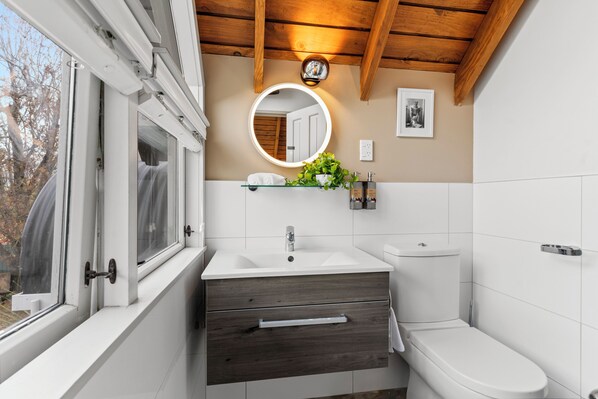 Bathroom - GY Boutique Hotel (Glenorchy)