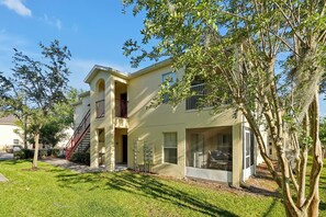 Exterior - 10 Min to Disney | Pool, Gym + 3BR (Kissimmee)