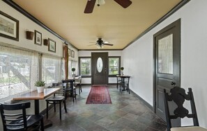 Dining - Discover the charm of Colonial Beach (Colonial Beach)