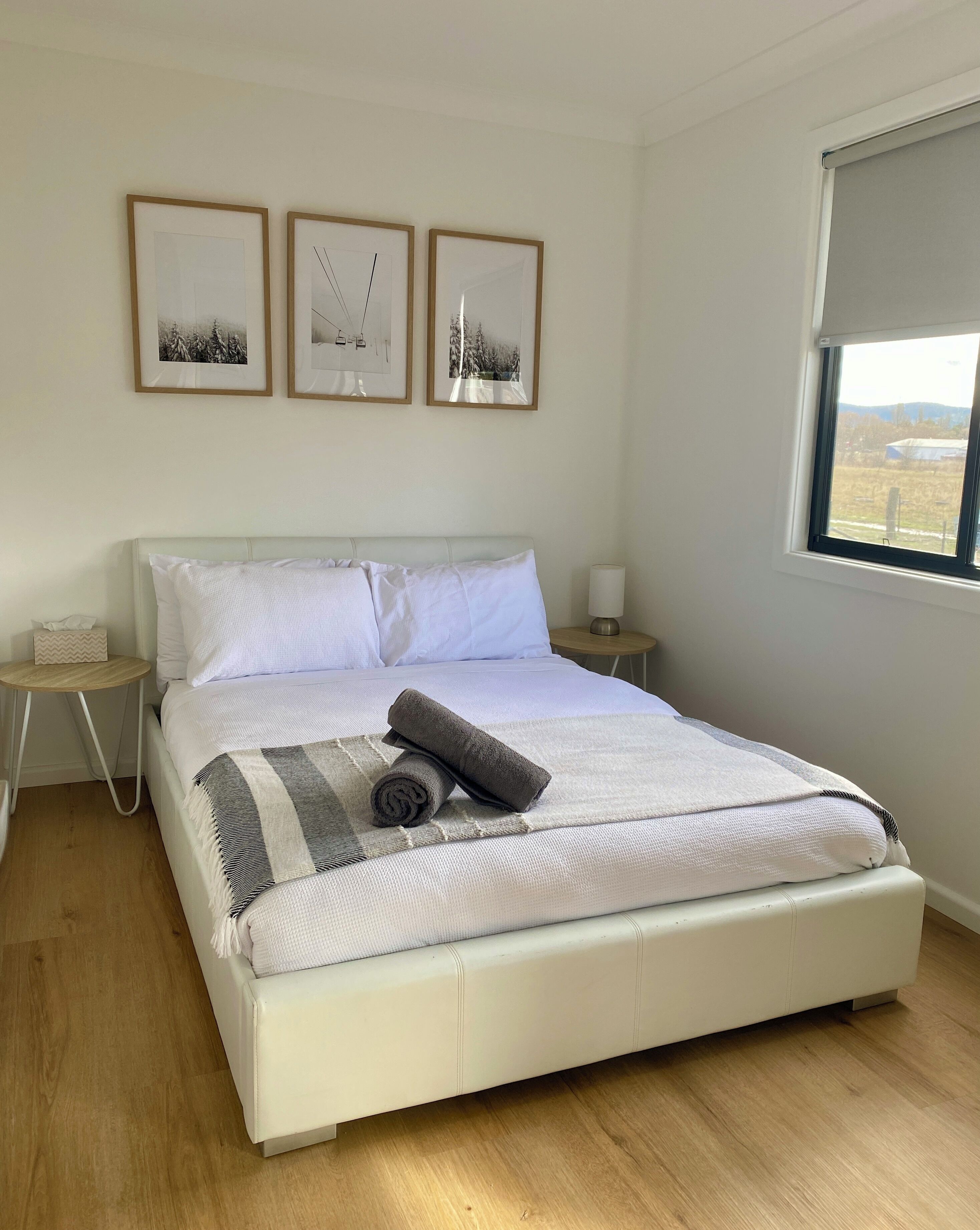 2 makuuhuonetta, silitysrauta/-lauta, ilmainen Wi-Fi, vuodevaatteet